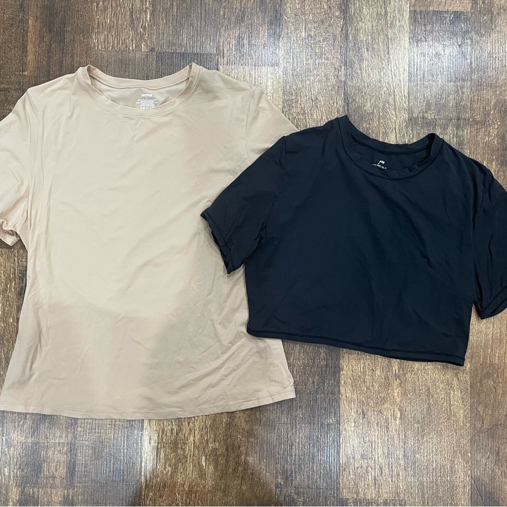Skims Fits Everybody Tops Bundle Size XL • Crop & T-Shirt